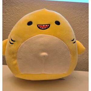 Squishmallow Sea Life  (Yellow, Chandler Shark,‎ 7 Inch)